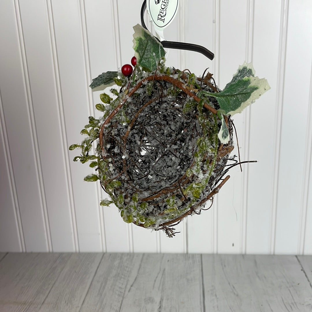 5" Frosted Twig Nest w/ Holly Sprig Clip